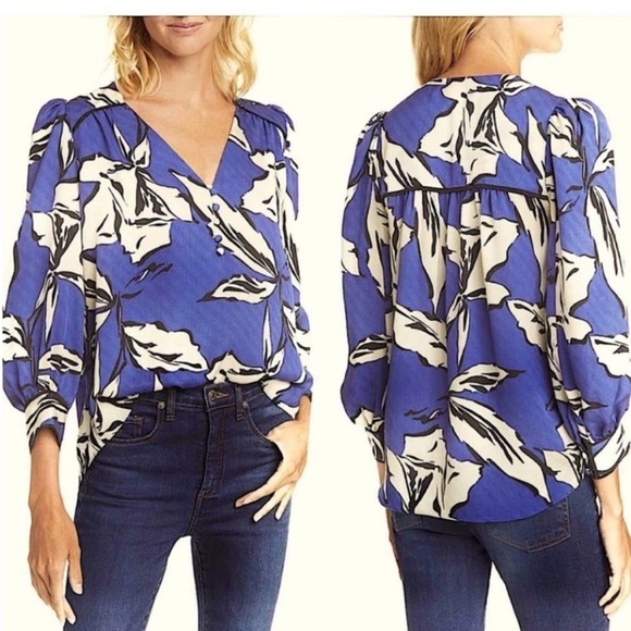 Veronica Beard Blue and White Women's Top - Picture 2 of 7